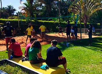 Quadra-de-areia-para-volei-e-futevolei